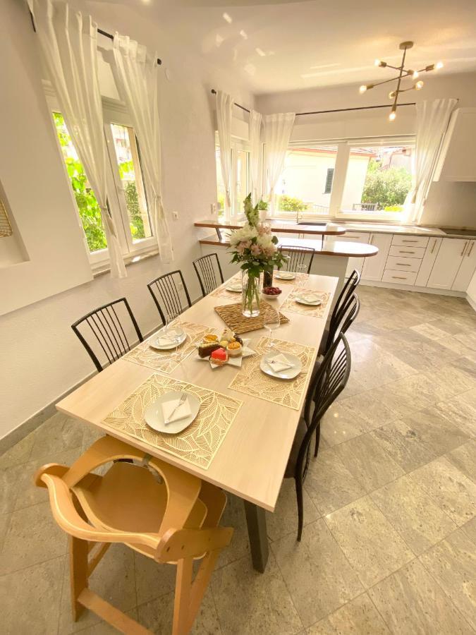 Santa Lucia Apartment สปลิท ภายนอก รูปภาพ